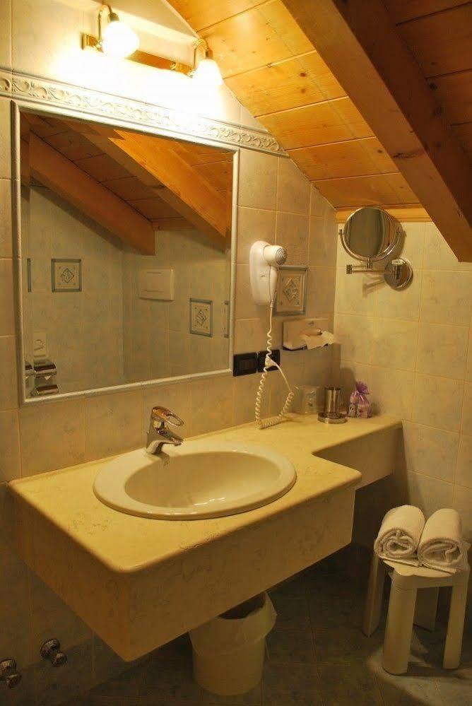 Hotel Garni Val De Costa à Canazei Extérieur photo