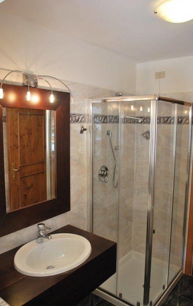 Hotel Garni Val De Costa à Canazei Extérieur photo